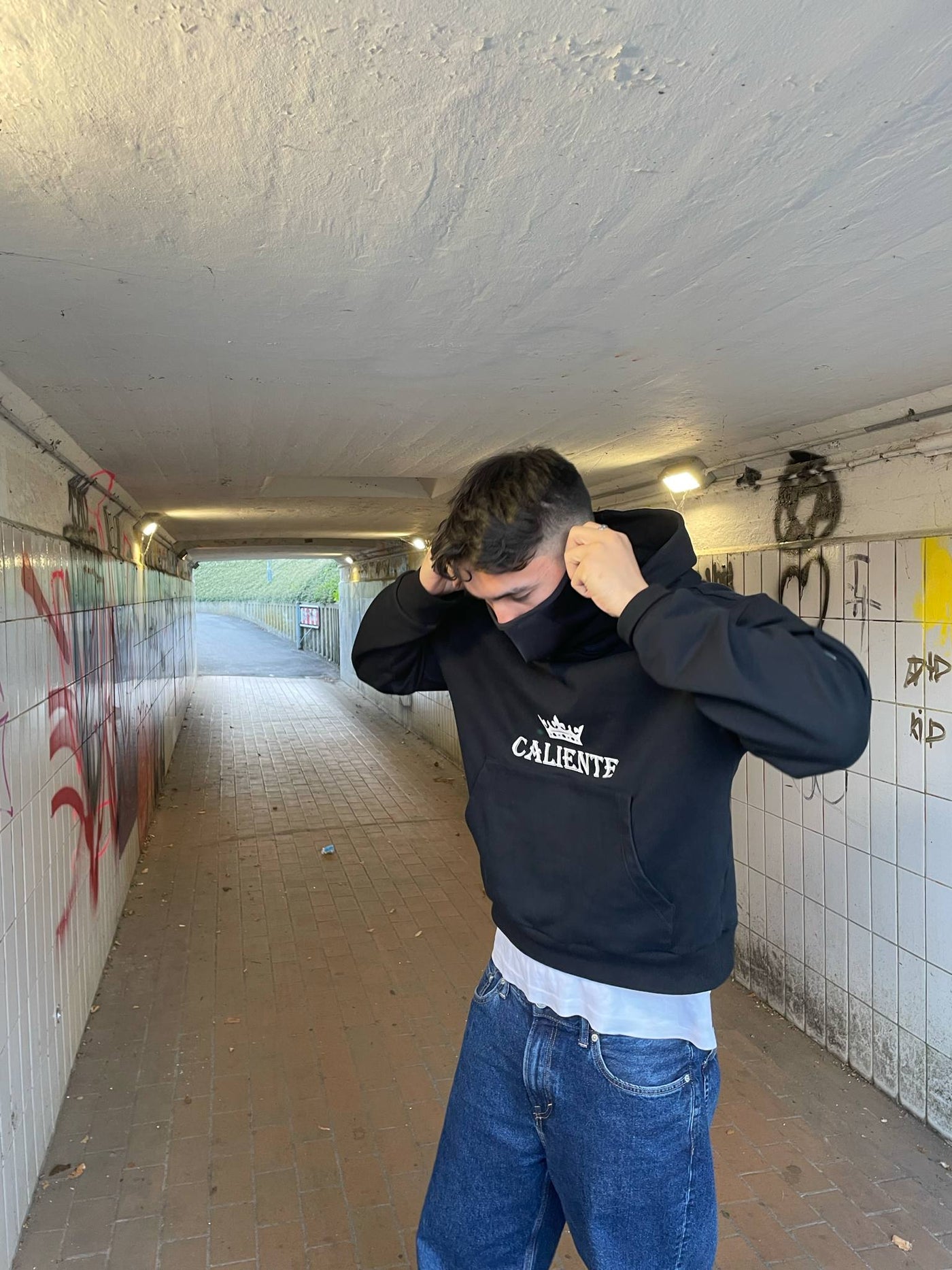 Caliente hoodie authentic attitude logo's