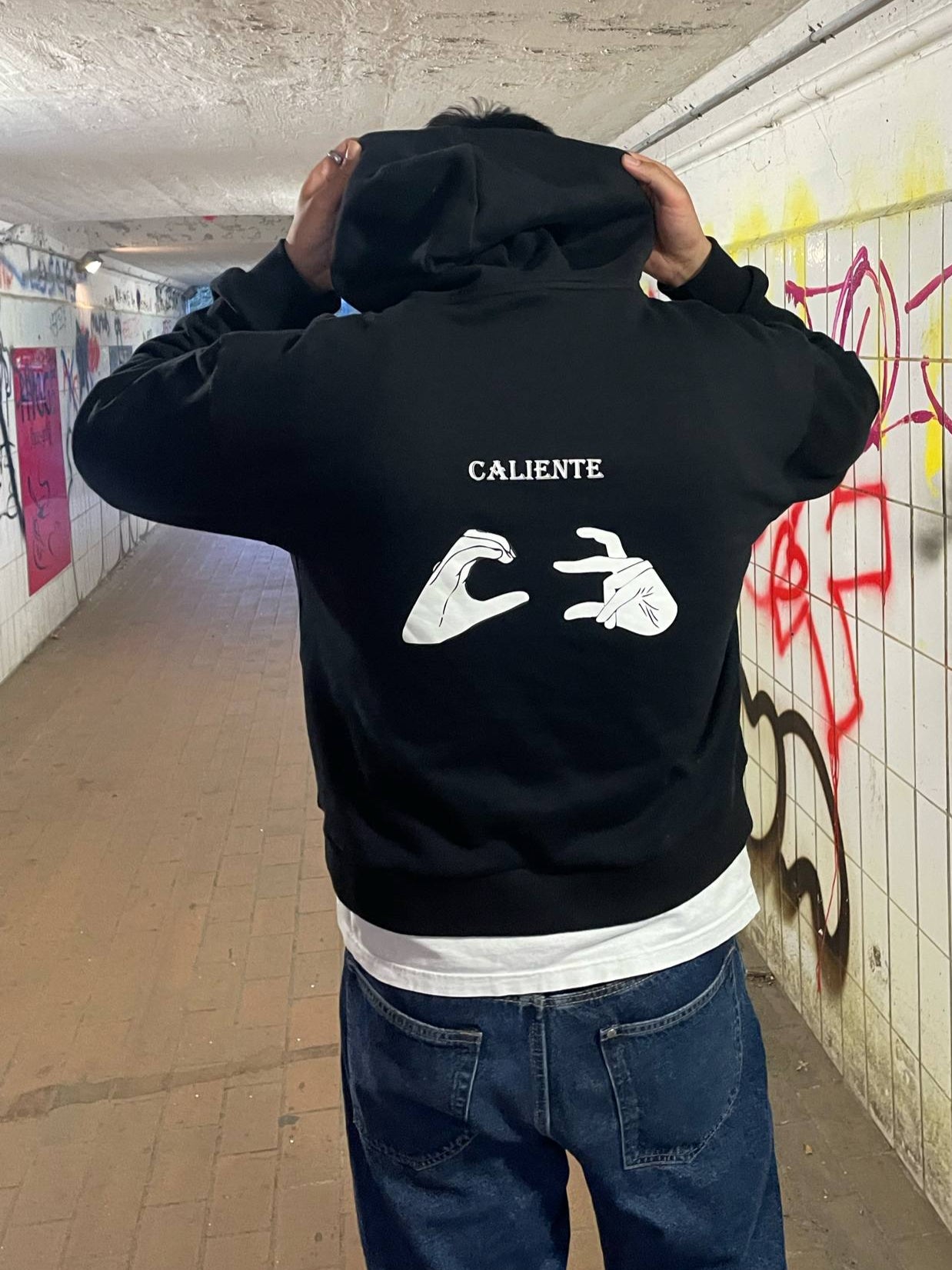 Caliente hoodie authentic attitude logo's